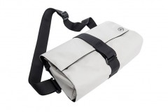 未行 Kiwee Fasten-Go多用斜挎三角包