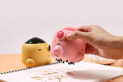 小火箭桌面吸尘器