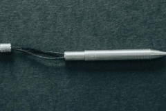 Big Idea Design 钛合金迷你战术笔