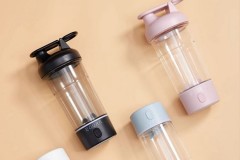 一克拉 EQURA 电动搅拌杯