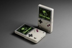 AYANEO Pocket DMG 竖版掌机