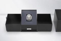 威图 VERTU METAWATCH H1 智能手表