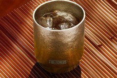 膳魔师 THERMOS 月影观象纯钛保温杯