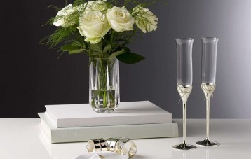 Vera Wang Wedgwood 爱之结香槟对杯