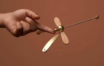 意外设计 EY-PRODUCTS 蜻蜓平衡扩香器