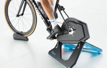 佳明 Garmin TACX NEO 公路自行车智能骑行台