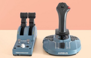 图马思特 Thrustmaster TCA 飞行游戏摇杆