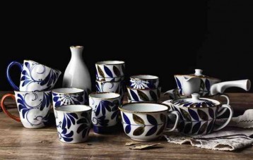 波佐见 Hasami 翔芳窑手绘早餐杯