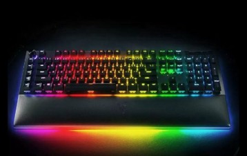 雷蛇 Razer 黑寡妇 V4 Pro 电竞游戏幻彩机械键盘
