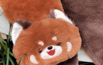 都是小熊猫授权歪瓜出品毛绒围巾