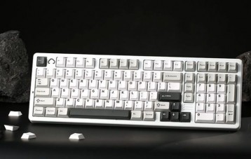 键设宇宙 YUNZII AL98 三模机械键盘