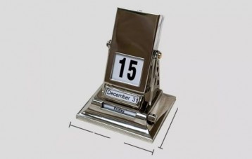 NUTZ 翻转万年历